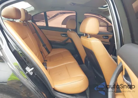 2011 BMW 328I xDrive z USA, uszkodzony, nr VIN WBAPK5C54BF121544